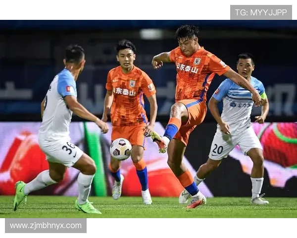 2016年鲁能泰山对阵武里南联队的精彩较量回顾与分析